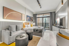 LUX Studio 5 min from Dubai Mall and Burj Khalifa